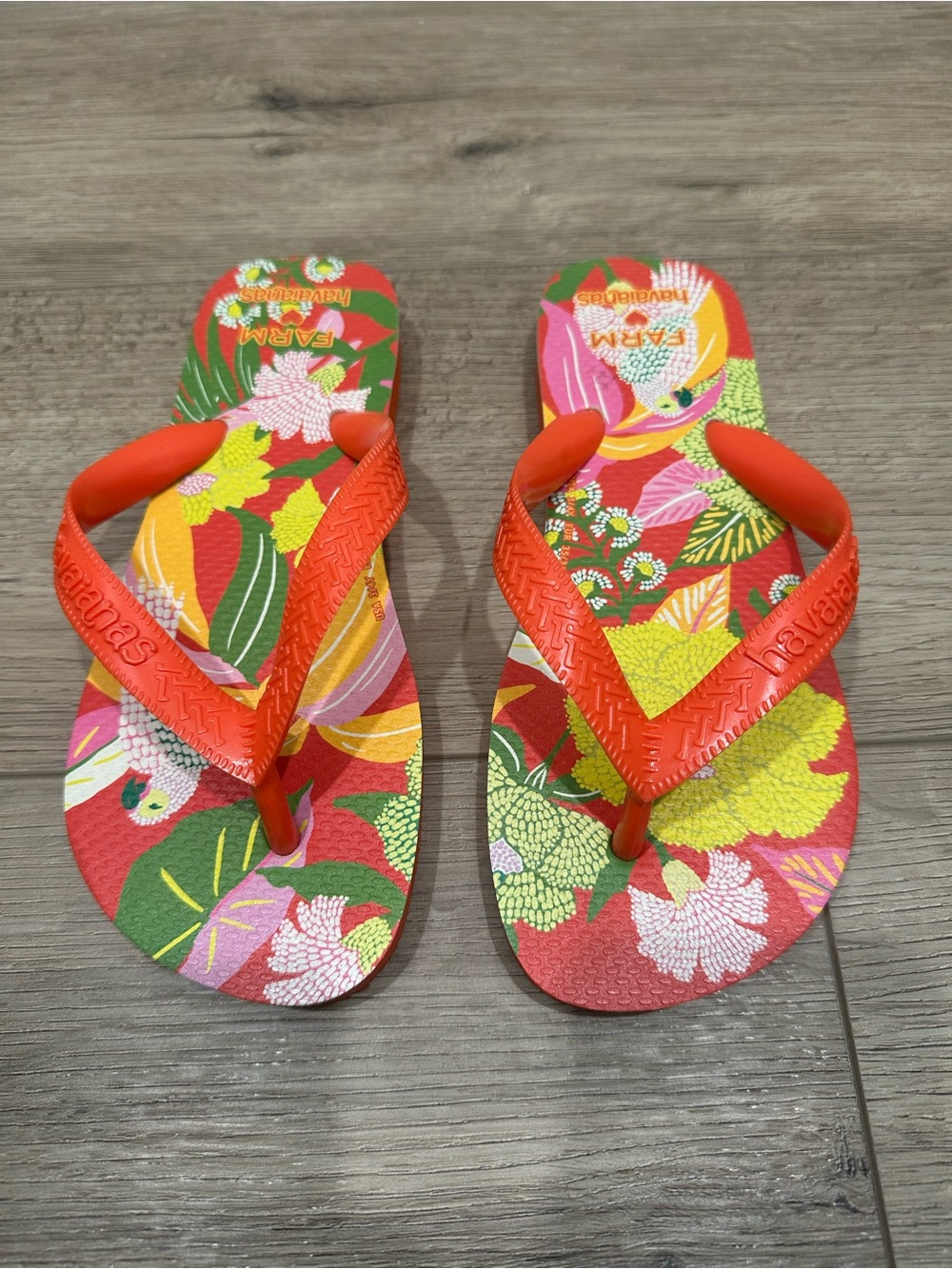 Havaianas x Farm Rio flip flop sandal sunset orange EU 35/36 women’s or youth